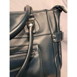 Black Handbag - Lots of pockets!